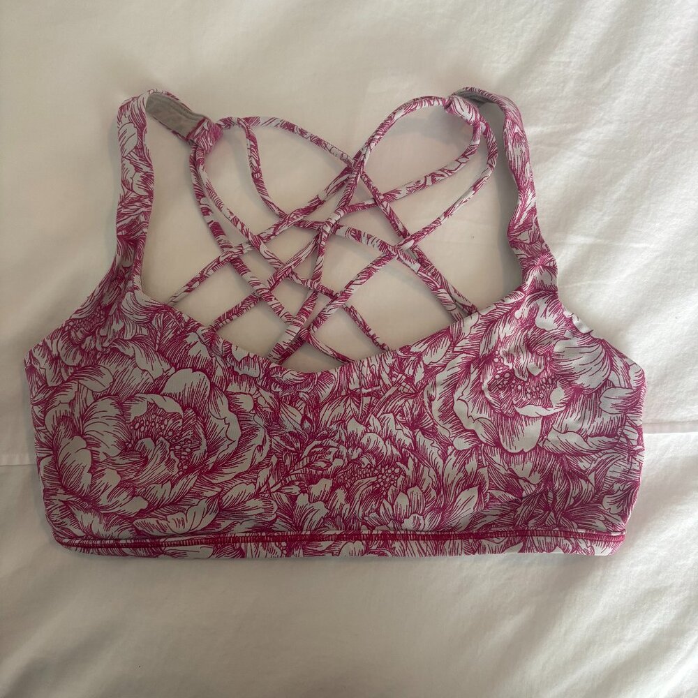 Lululemon Free To Be Wild Sports Bra